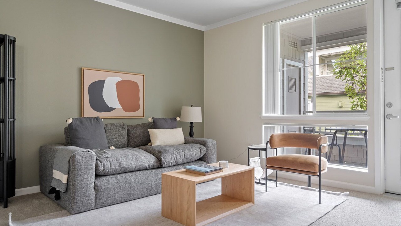 Photo of Livingroom in Central San Mateo