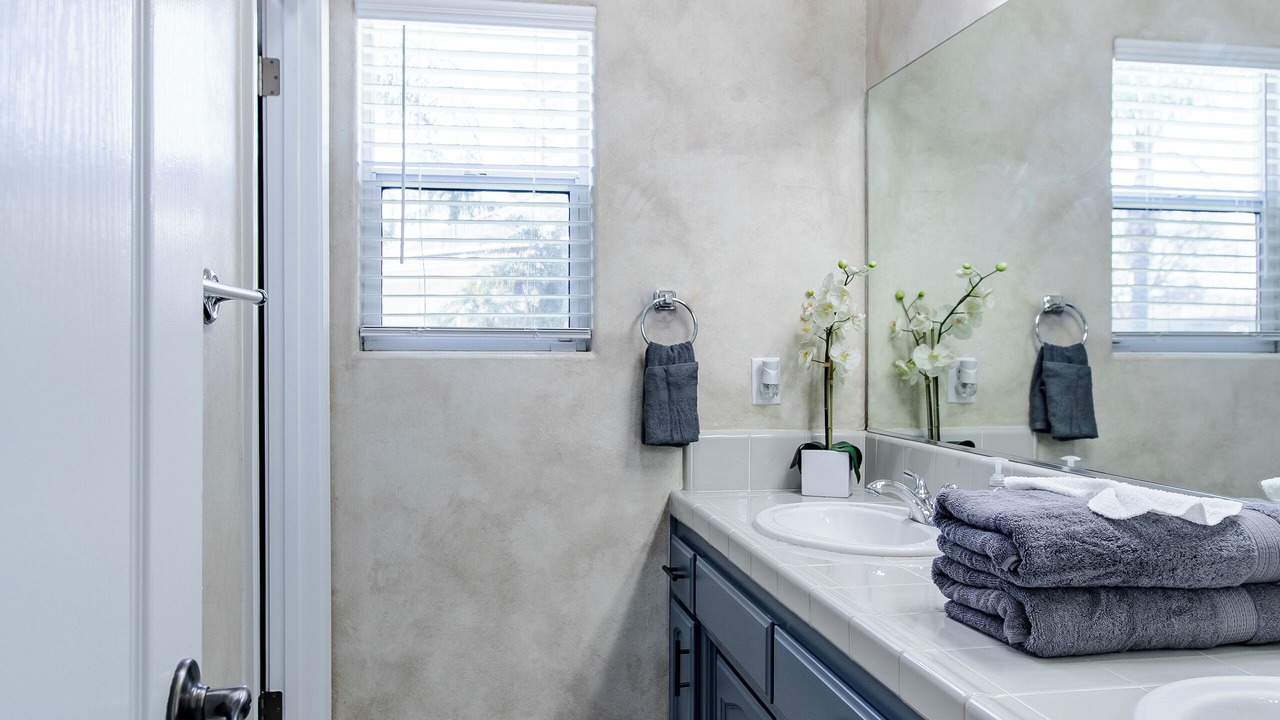 Photo of Bathroom in Rosedale