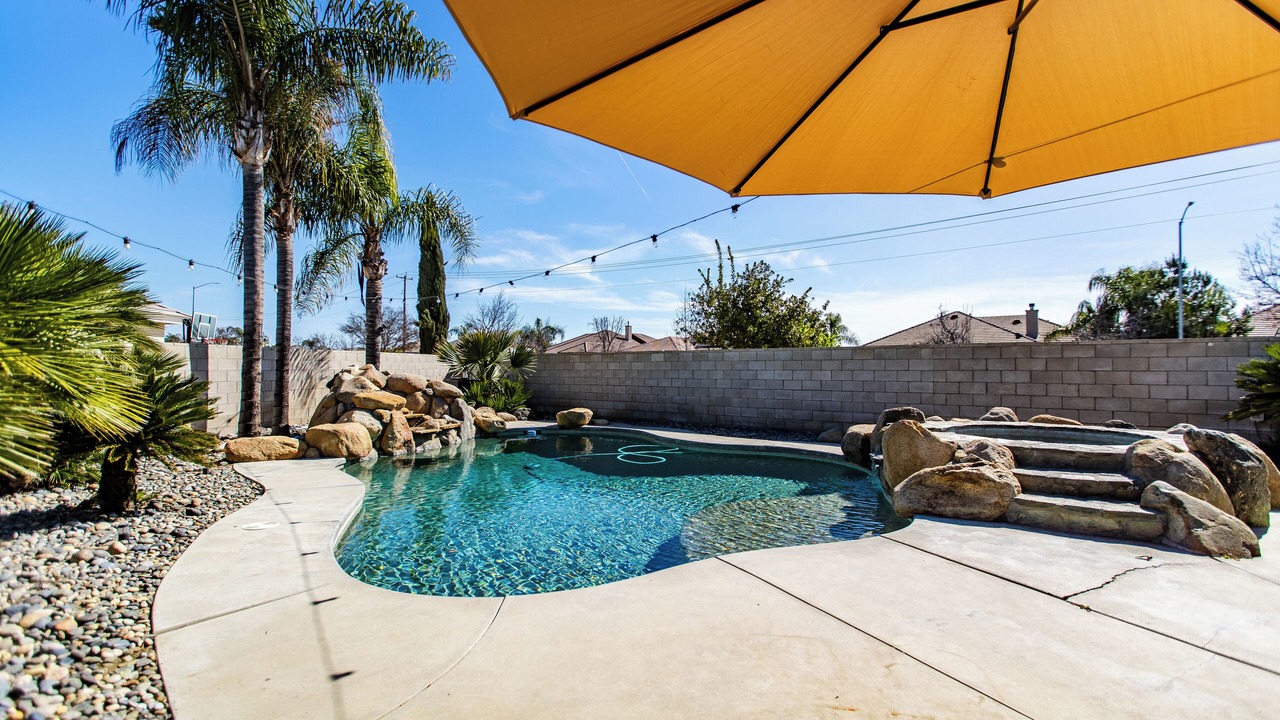 Photo of Outdoor in Rosedale