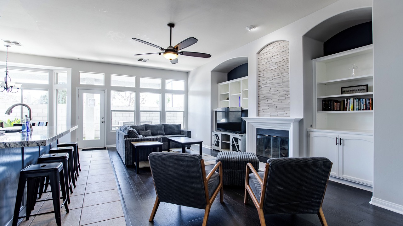Photo of Livingroom in Rosedale