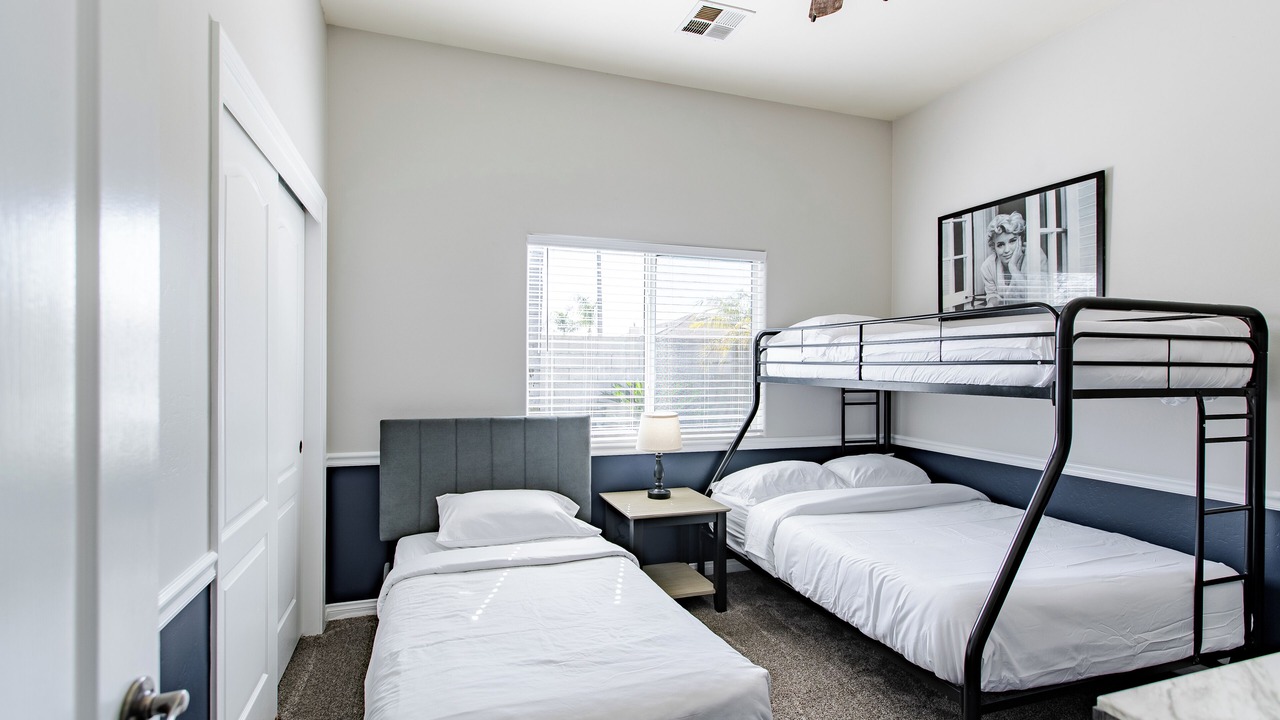 Photo of Bedroom in Rosedale