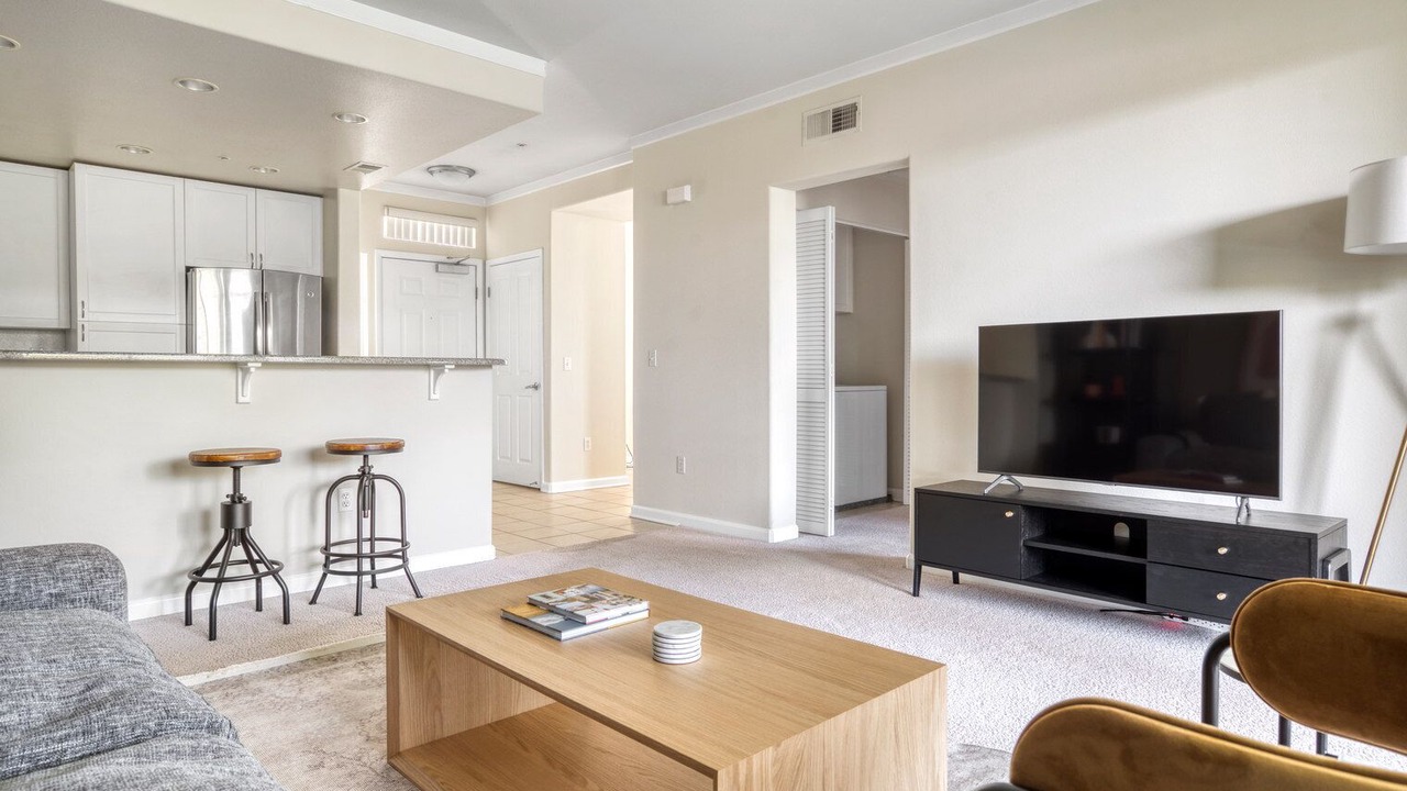 Photo of Livingroom in Central San Mateo