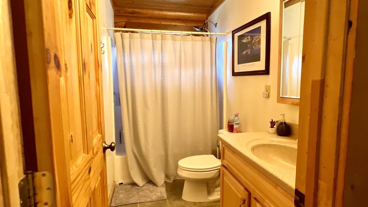 Photo of Bathroom in June Lake