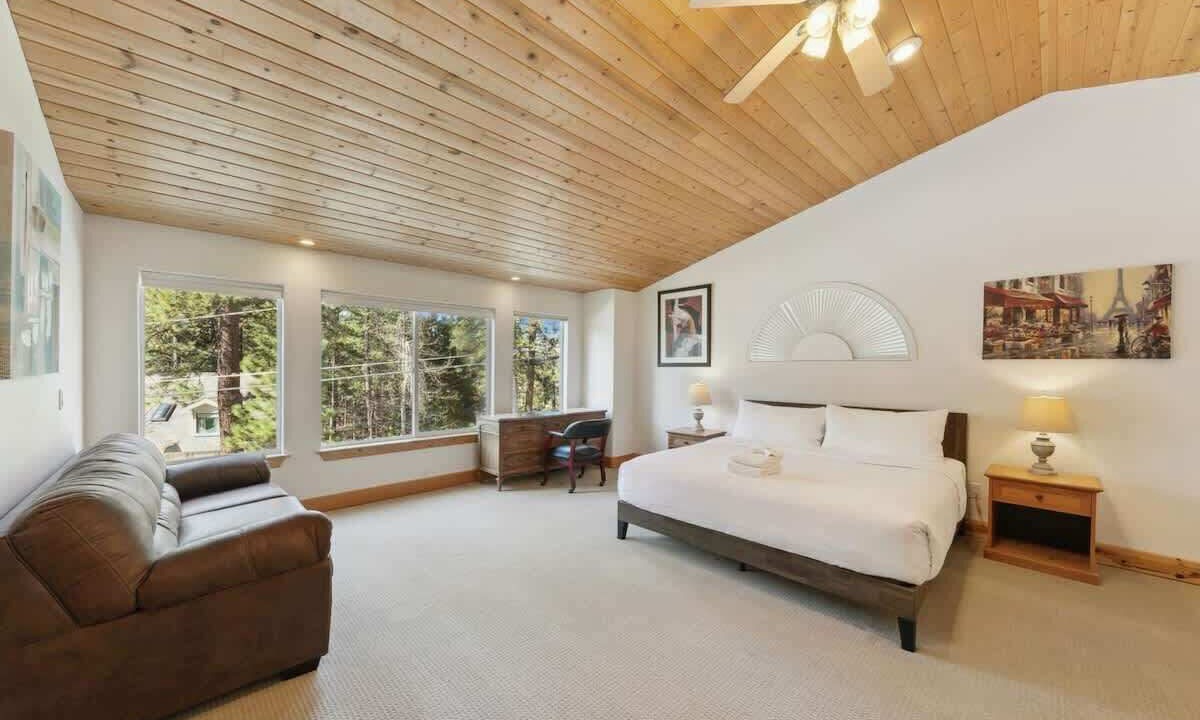Photo of Bedroom in Montgomery Estates