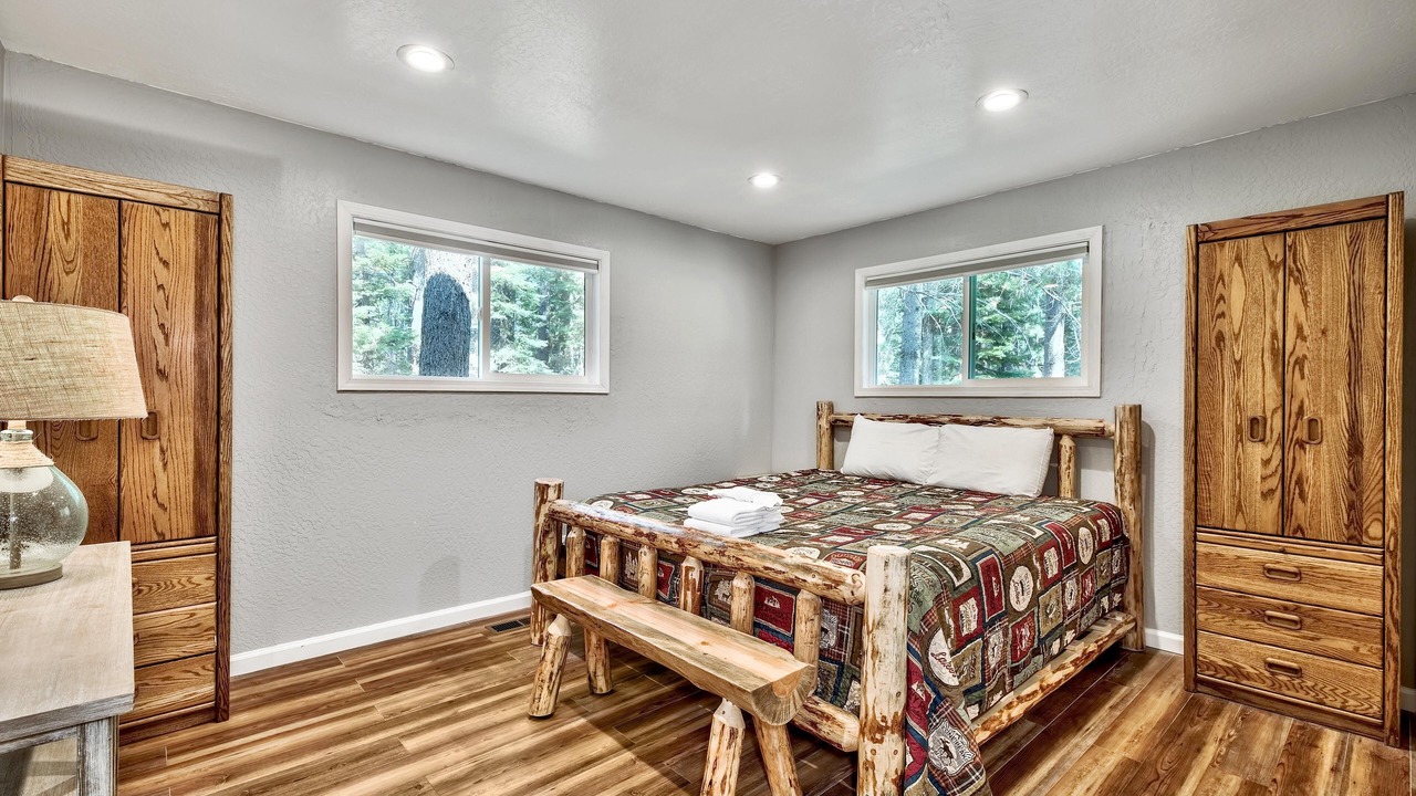 Photo of Bedroom in North Upper Truckee