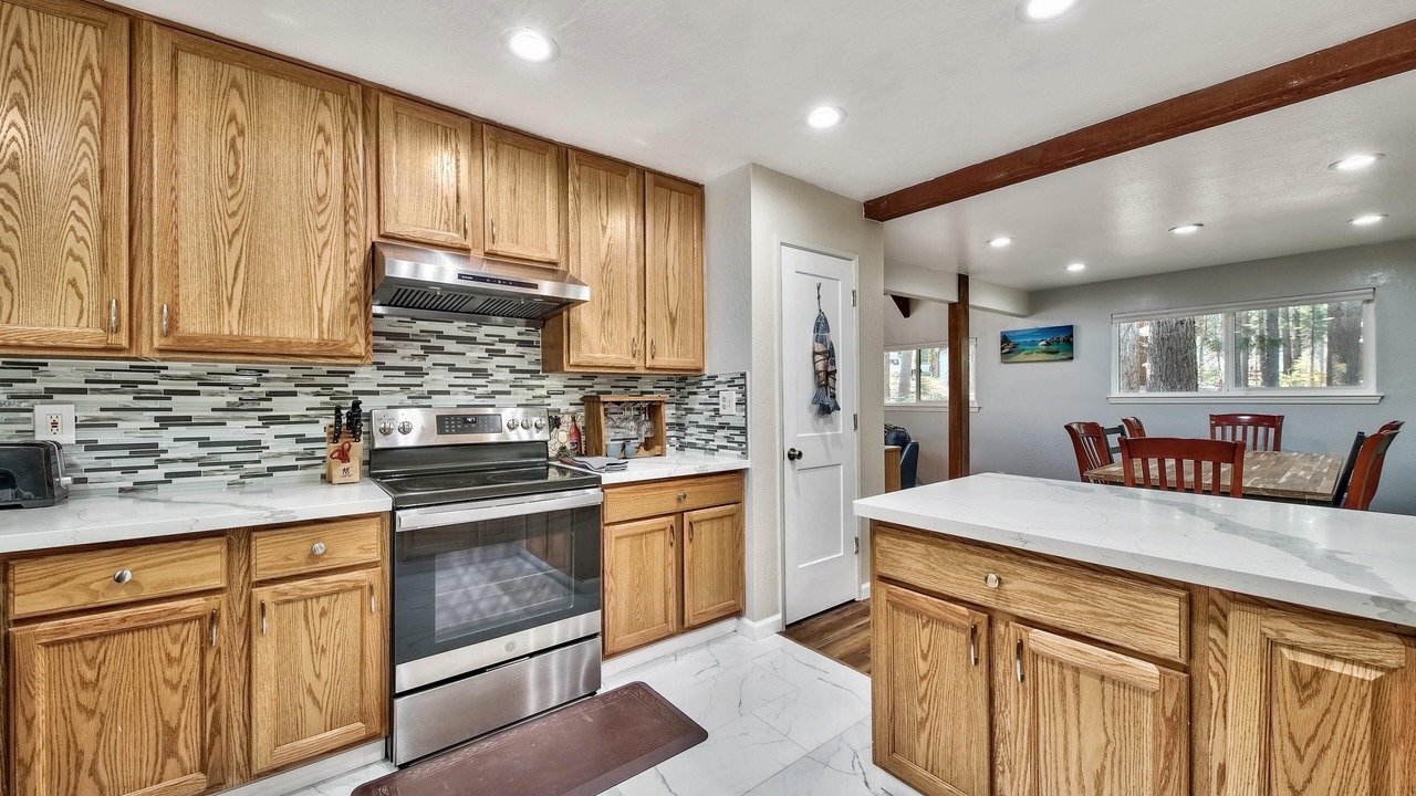 Photo of Kitchen in North Upper Truckee