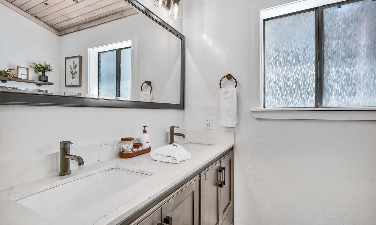 Photo of Bathroom in Truckee