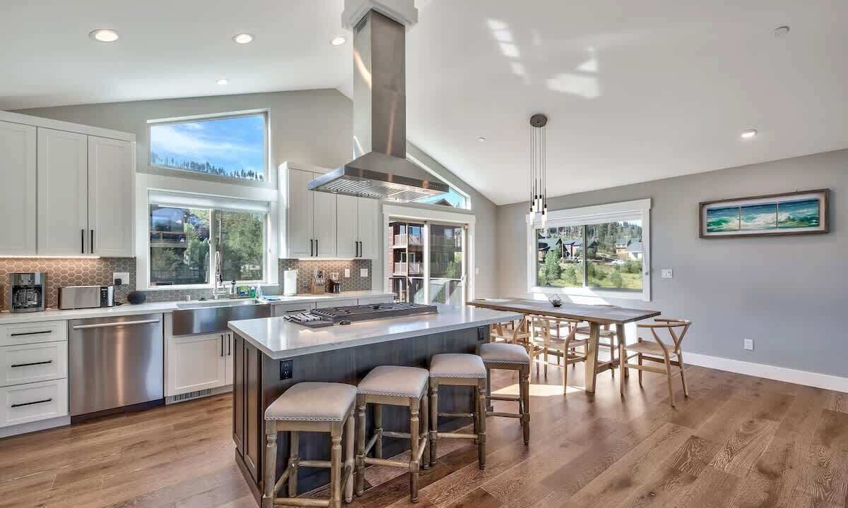 Photo of Others in Mountain View Estates