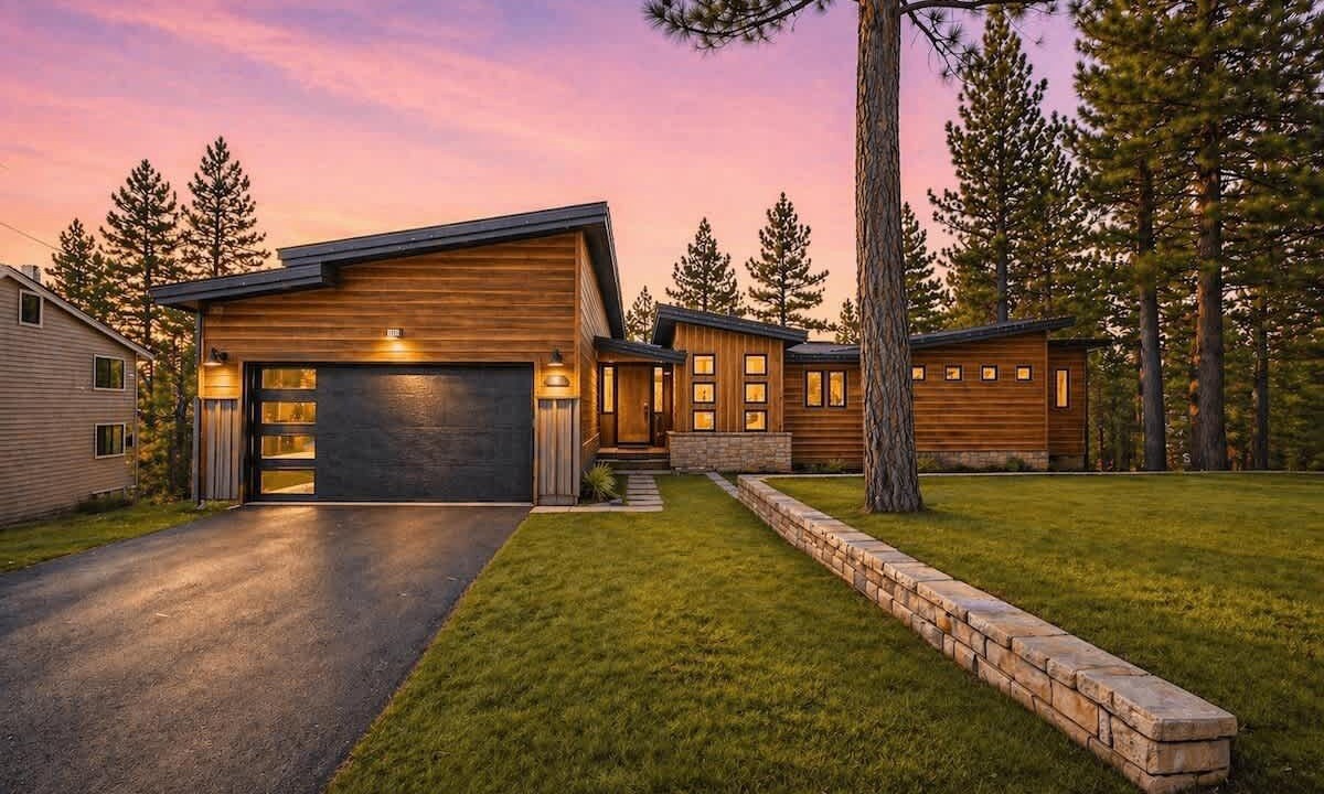 Photo of Outdoor in Montgomery Estates