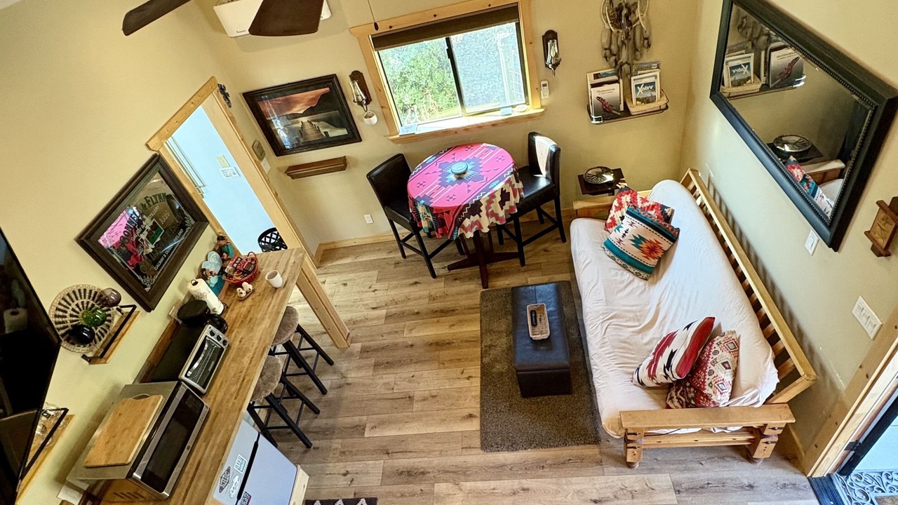 Photo of Bedroom in Wofford Heights