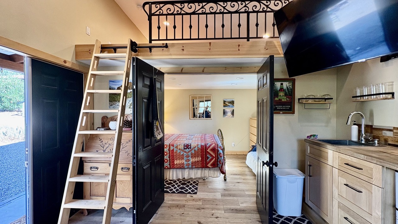 Photo of Bedroom in Wofford Heights