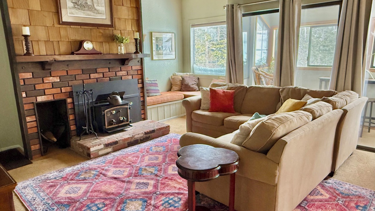 Photo of Livingroom in Majestic Pines