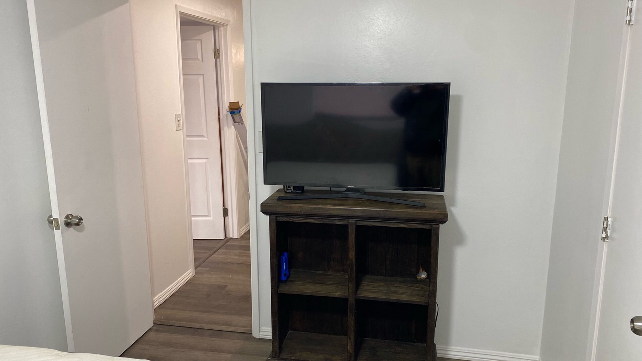 Photo of Bedroom in Lake Isabella