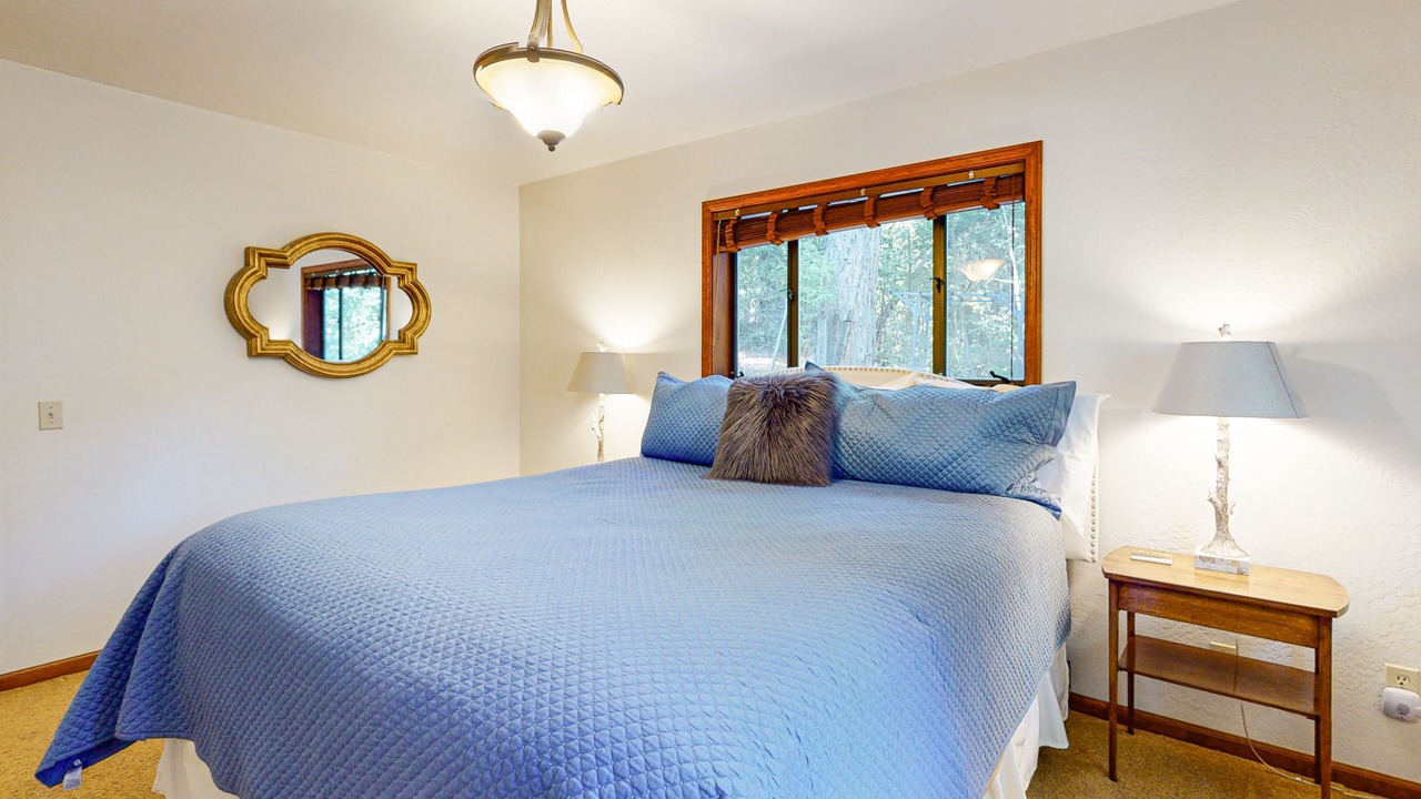 Photo of Bedroom in Cazadero