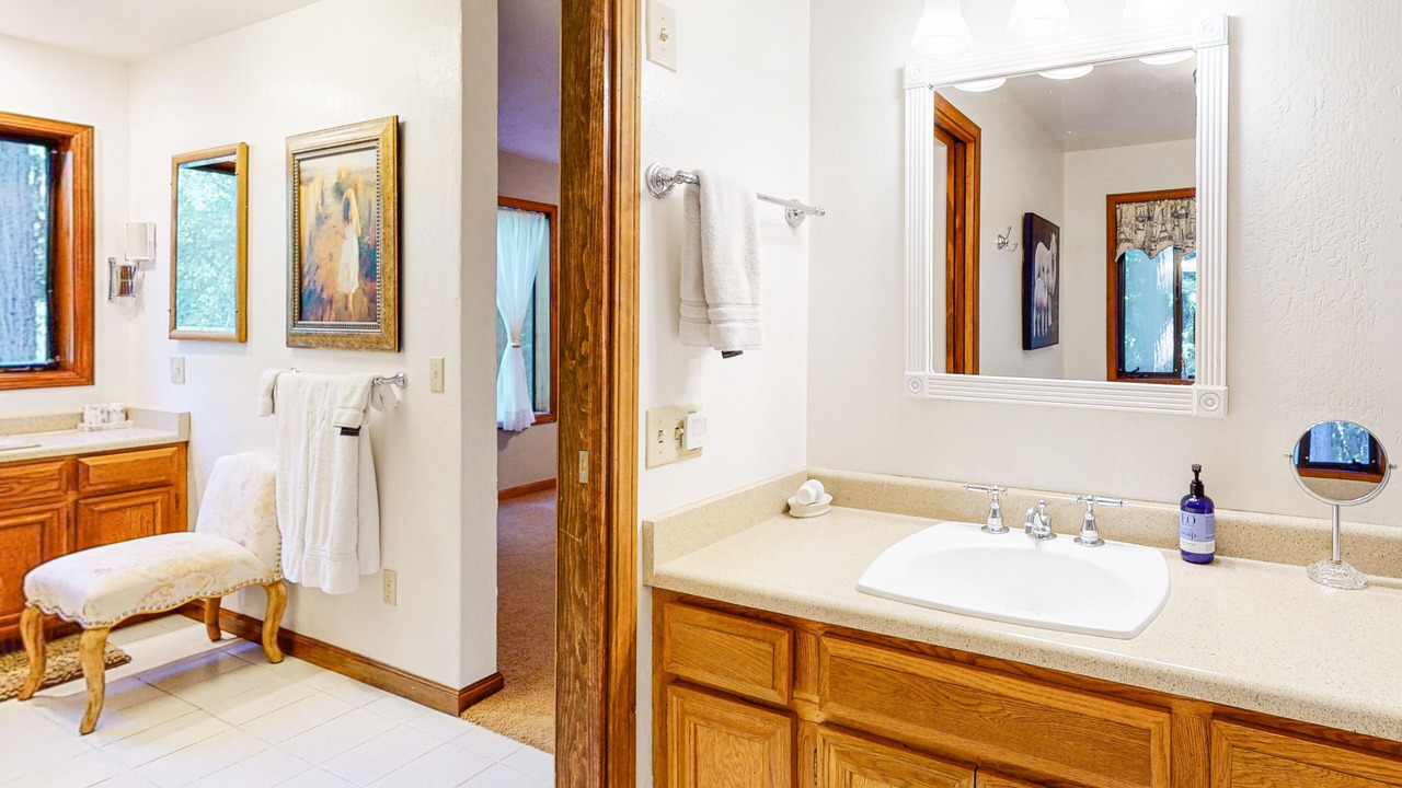 Photo of Bathroom in Cazadero