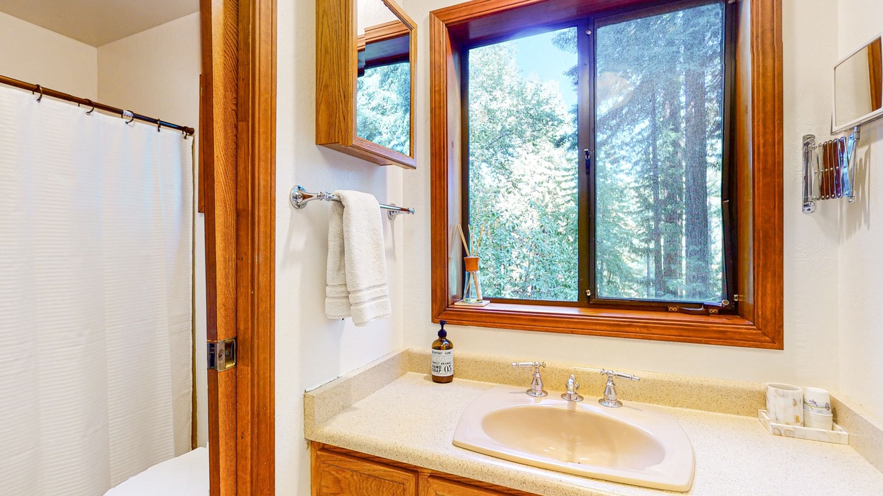 Photo of Bathroom in Cazadero