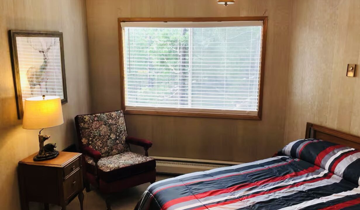 Photo of Bedroom in Cold Springs