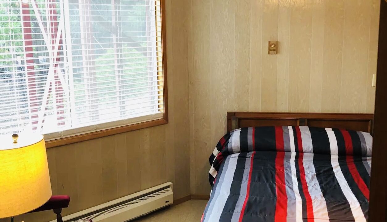 Photo of Bedroom in Cold Springs