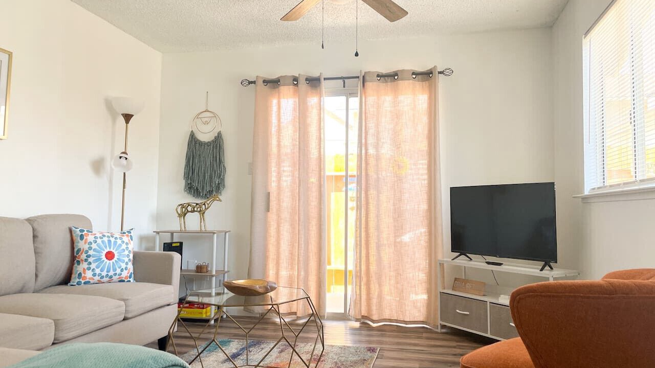 Photo of Livingroom in Coalinga