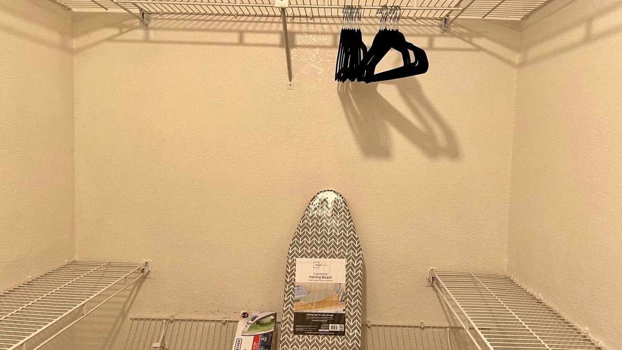 Photo of Others in Raisin