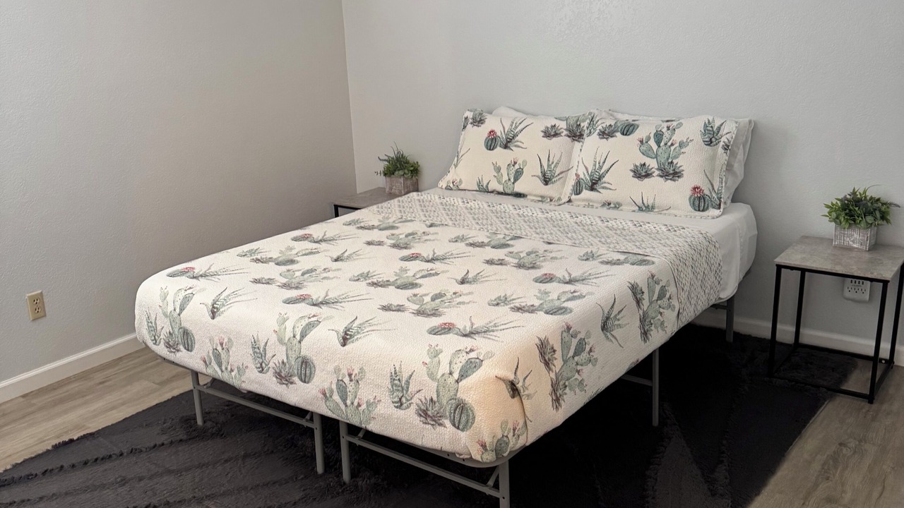 Photo of Bedroom in Lake Havasu City