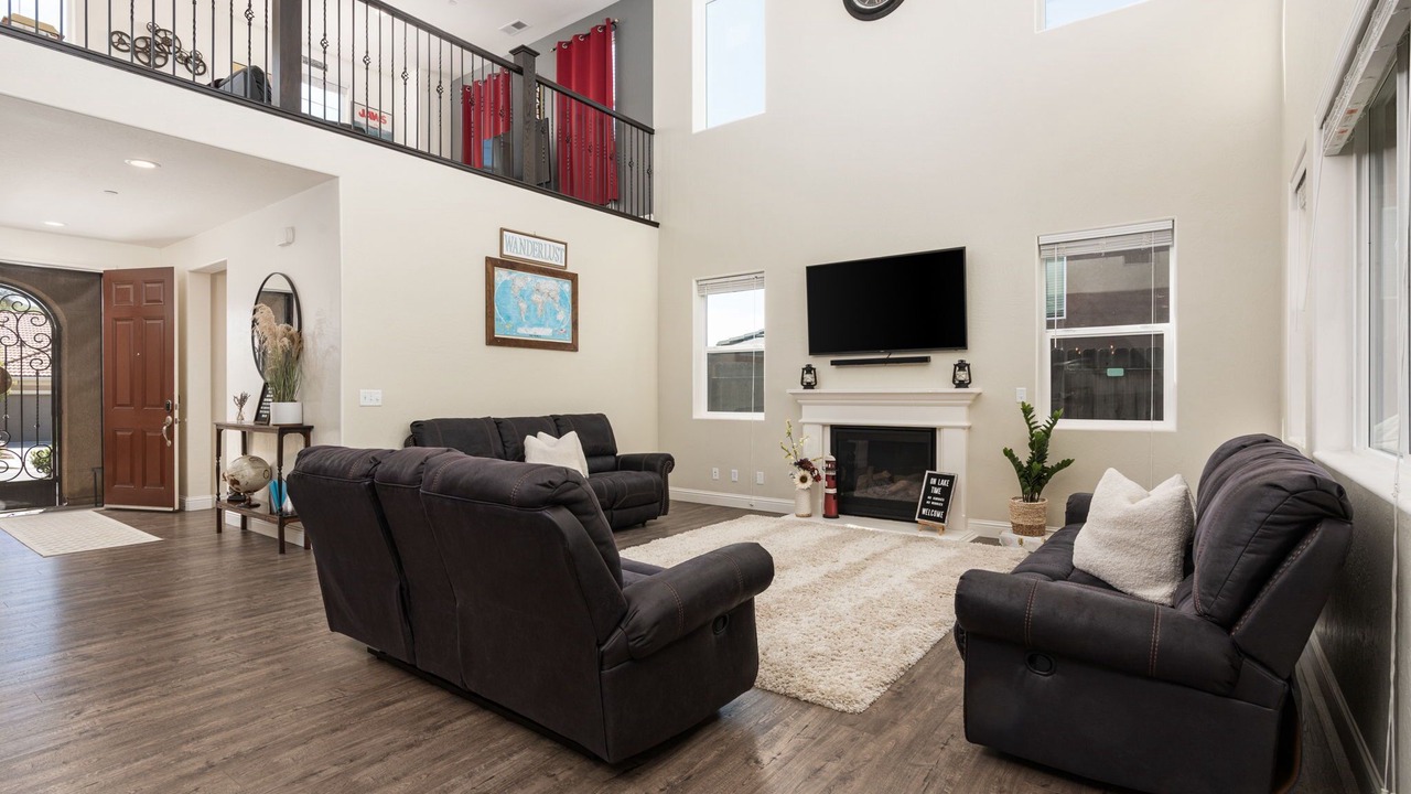 Photo of Livingroom in Friant