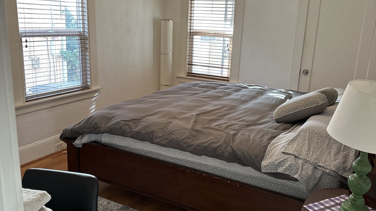 Photo of Bedroom in Estudillo Estates - Glen