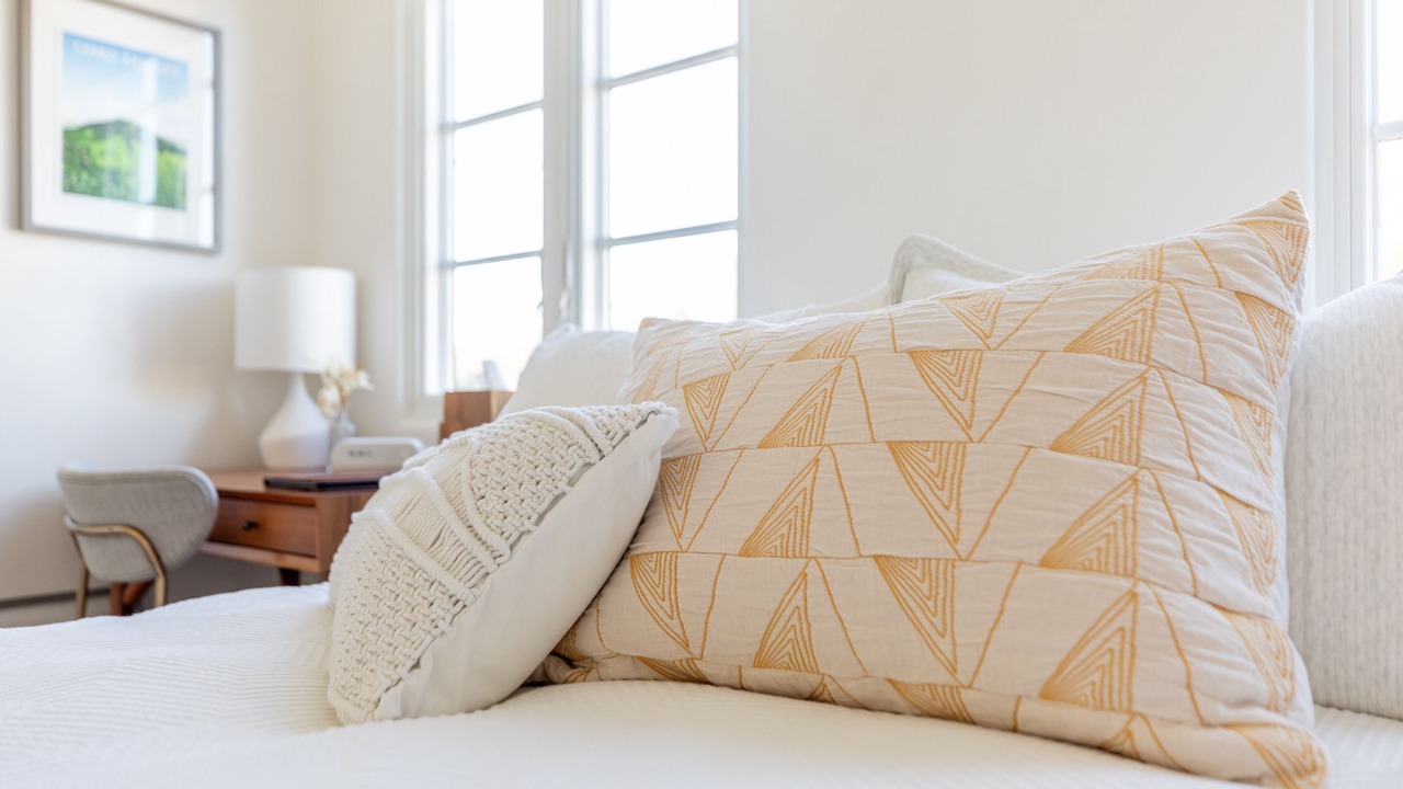 Photo of Bedroom in Downtown