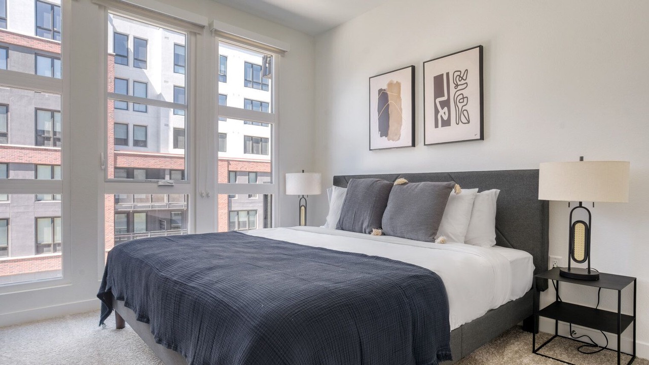 Photo of Bedroom in Emeryville
