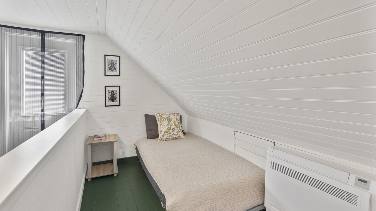 Photo of Bedroom in Napa
