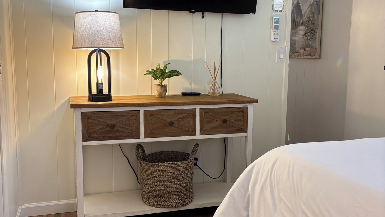 Photo of Bedroom in Springville