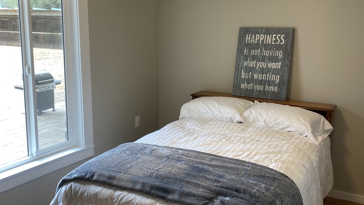 Photo of Bedroom in Oakhurst