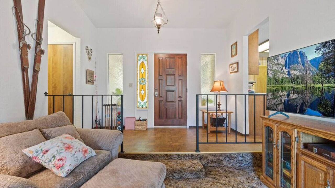 Photo of Livingroom in Twain Harte