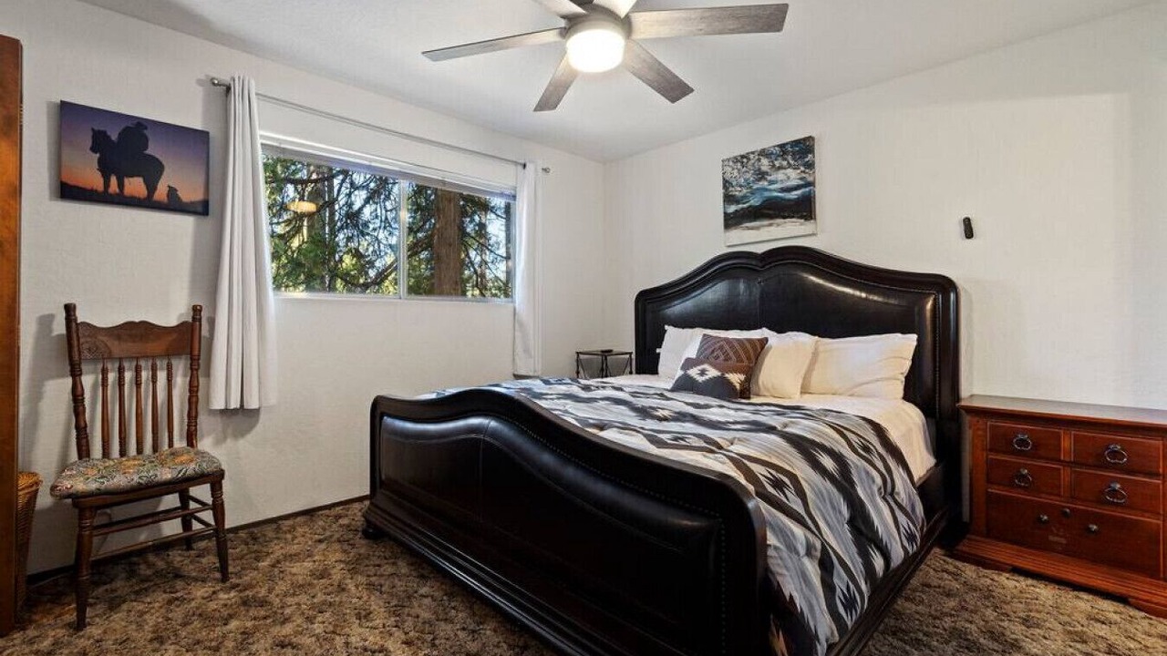 Photo of Bedroom in Twain Harte