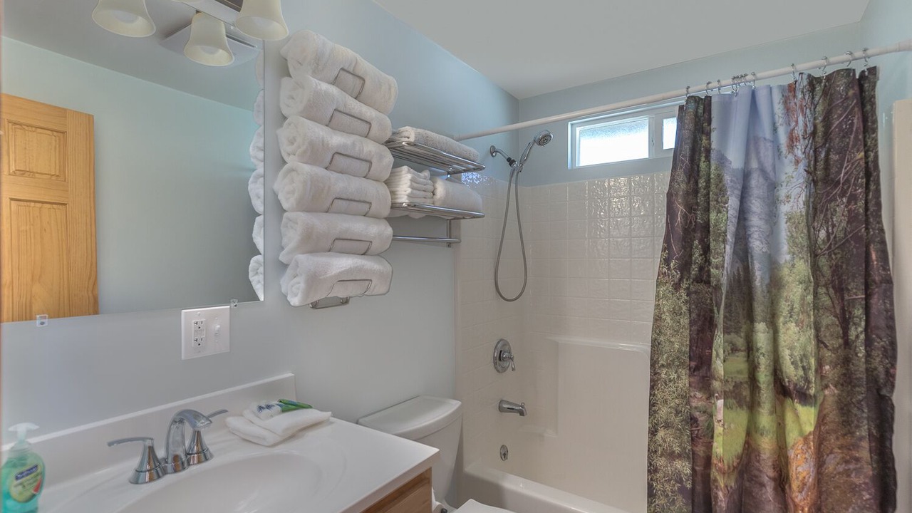 Photo of Bathroom in Mariposa