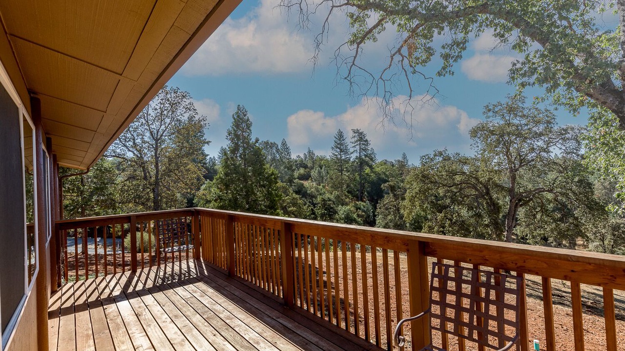 Photo of Others in Mariposa