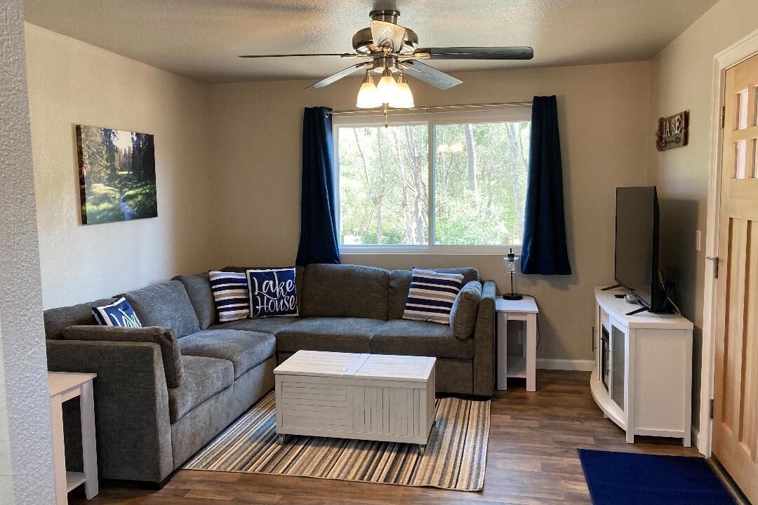 Photo of Livingroom in Three Rivers