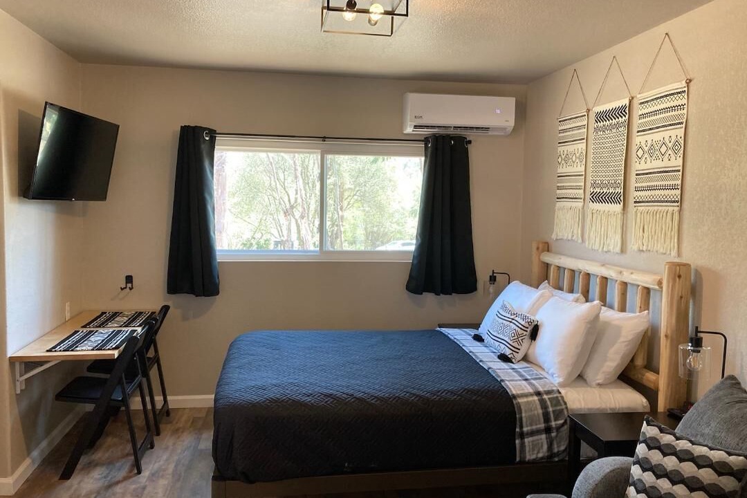 Photo of Bedroom in Three Rivers