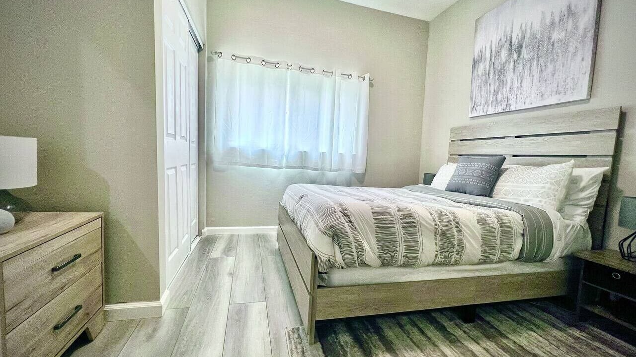 Photo of Bedroom in Willow Glen