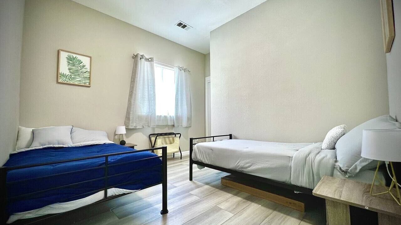 Photo of Bedroom in Willow Glen