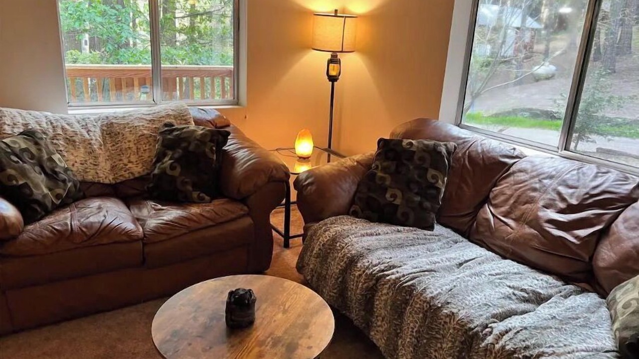 Photo of Livingroom in Alta Sierra