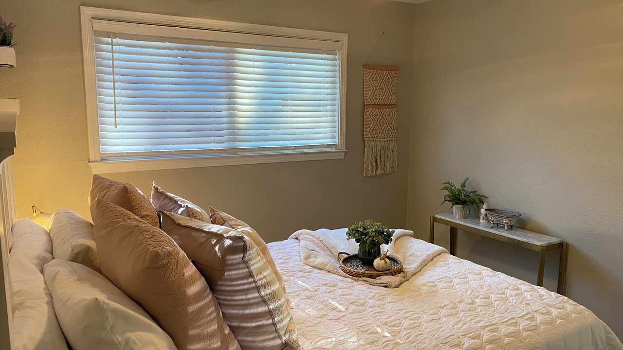 Photo of Bedroom in Orangevale
