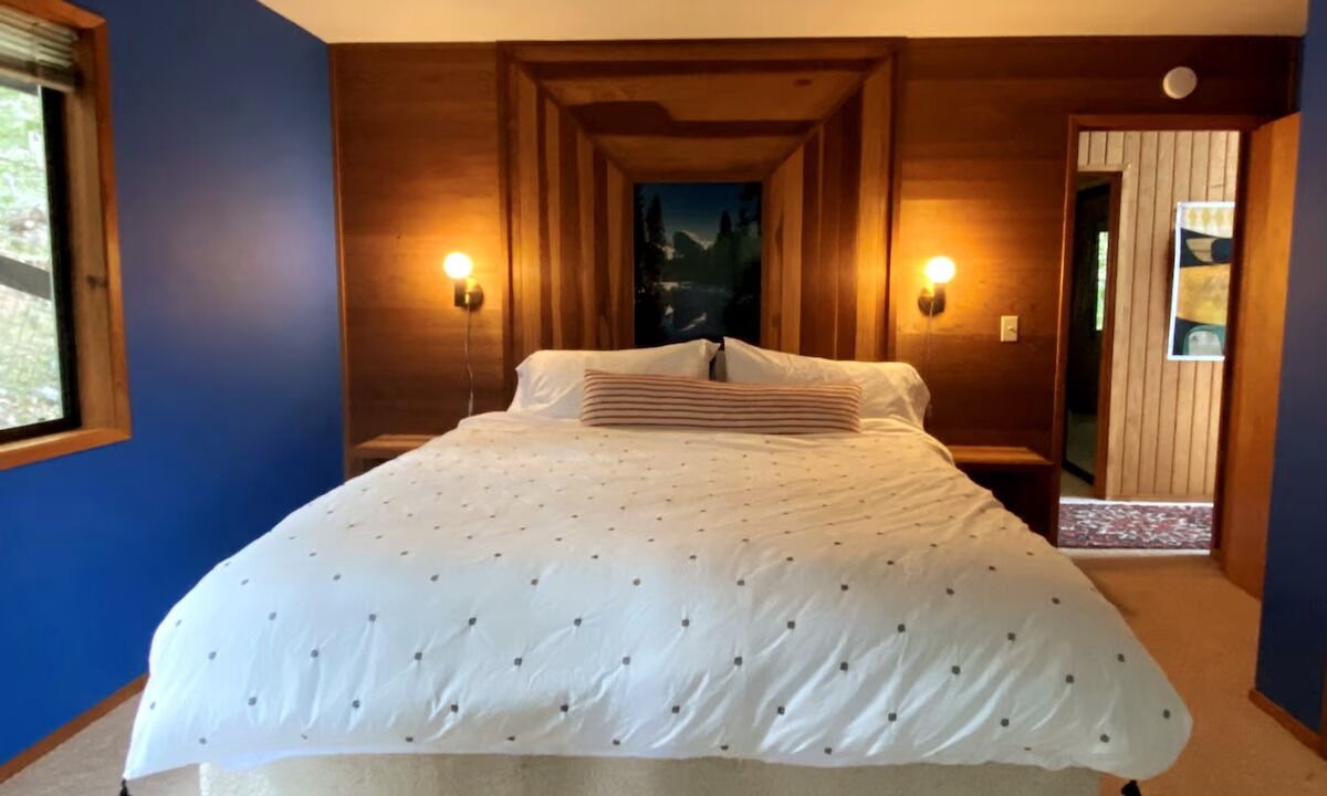 Photo of Bedroom in Mi-Wuk Village