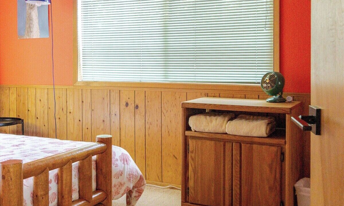 Photo of Bedroom in Mi-Wuk Village