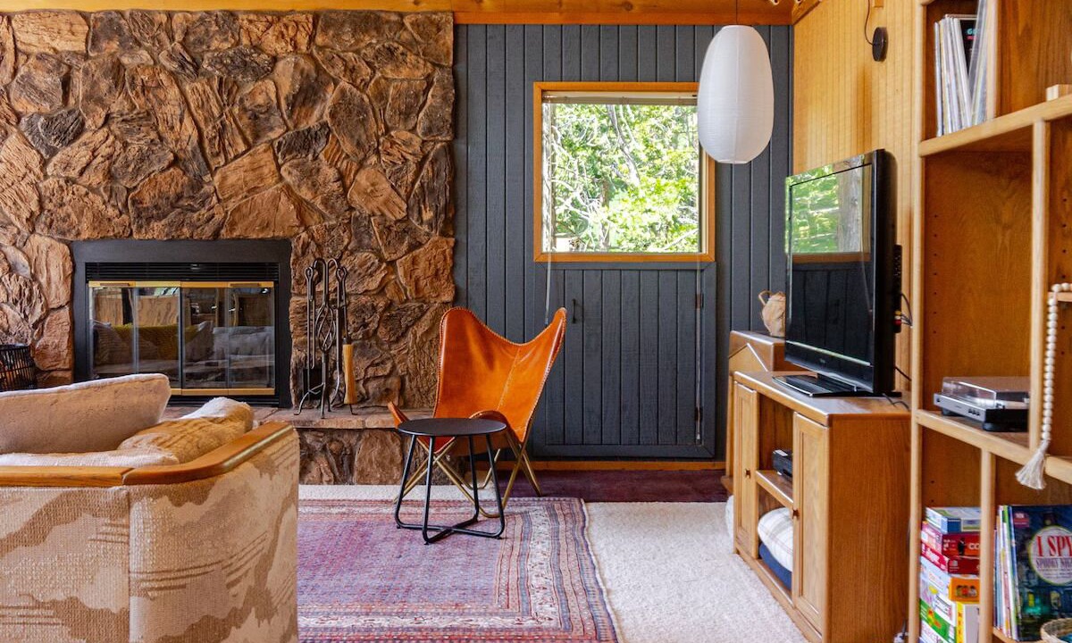 Photo of Livingroom in Mi-Wuk Village