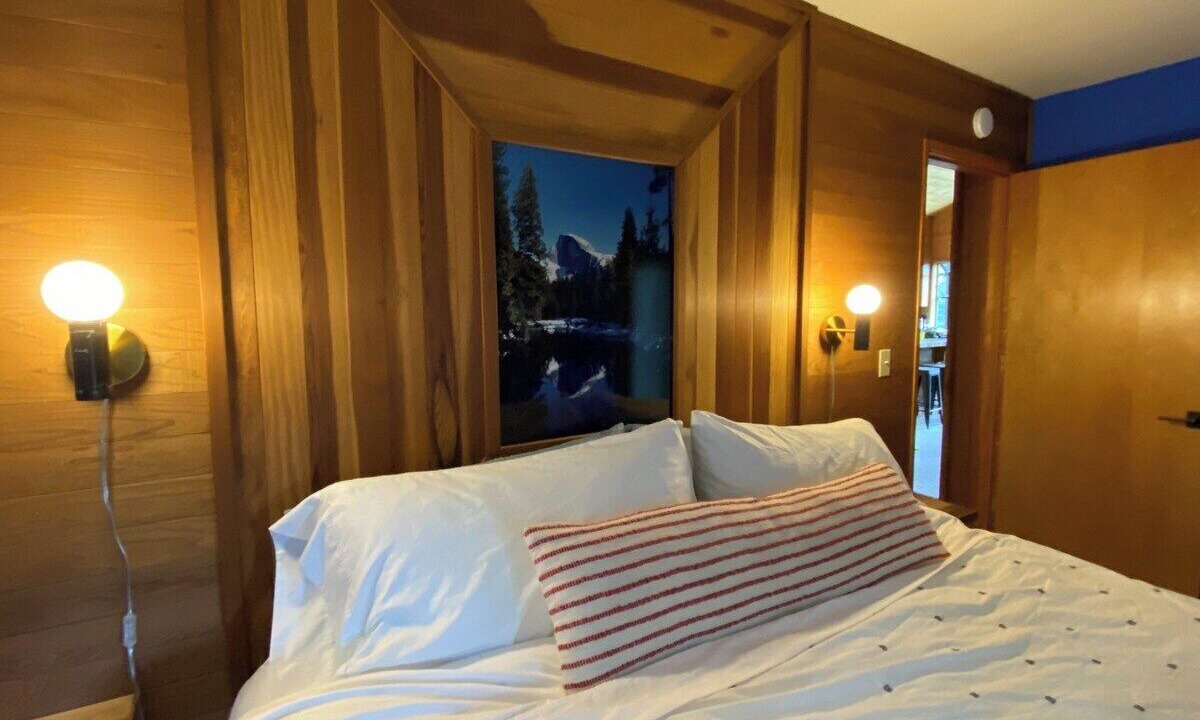 Photo of Bedroom in Mi-Wuk Village