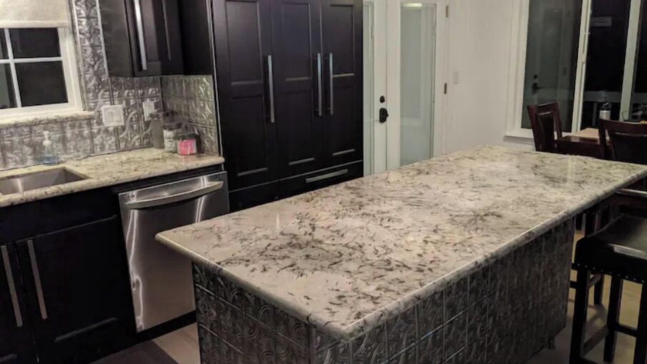 Photo of Kitchen in Groveland
