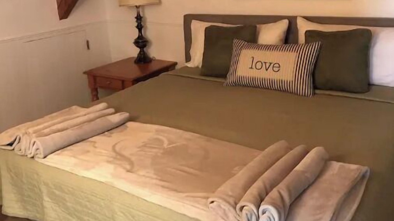 Photo of Bedroom in Groveland