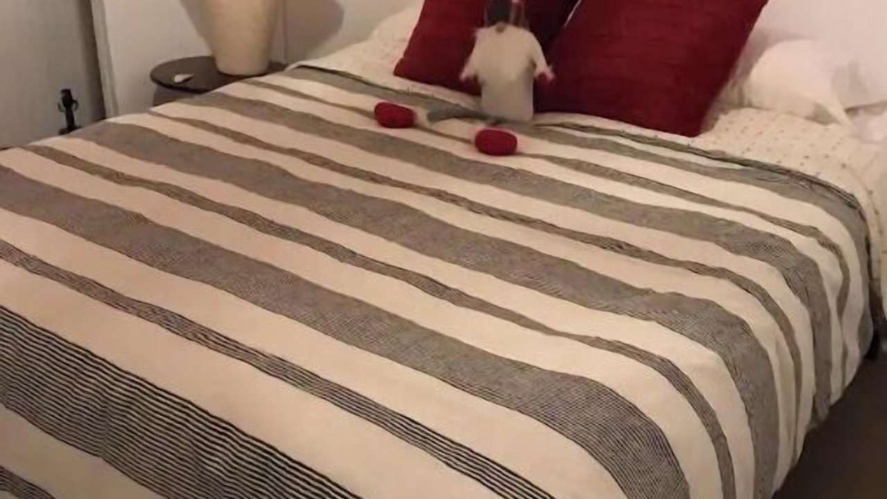 Photo of Bedroom in Groveland