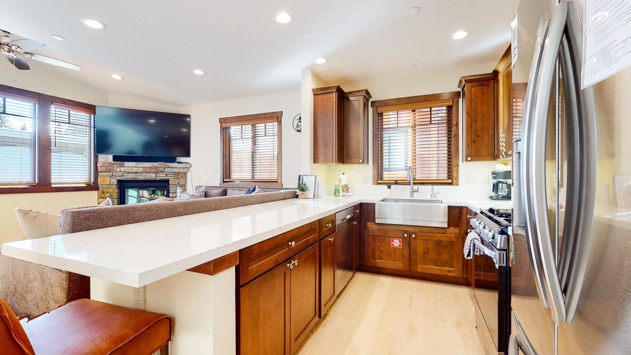 Photo of Kitchen in Mammoth Lakes